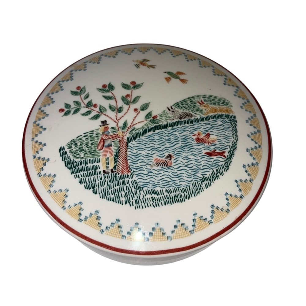 Villeroy & Boch Trinket Box Covered 5.5” American Sampler Luxembourg Vtg 1981